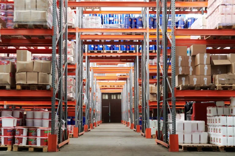 Warehouse distribution center representing e-commerce product architecture and internal linking structure